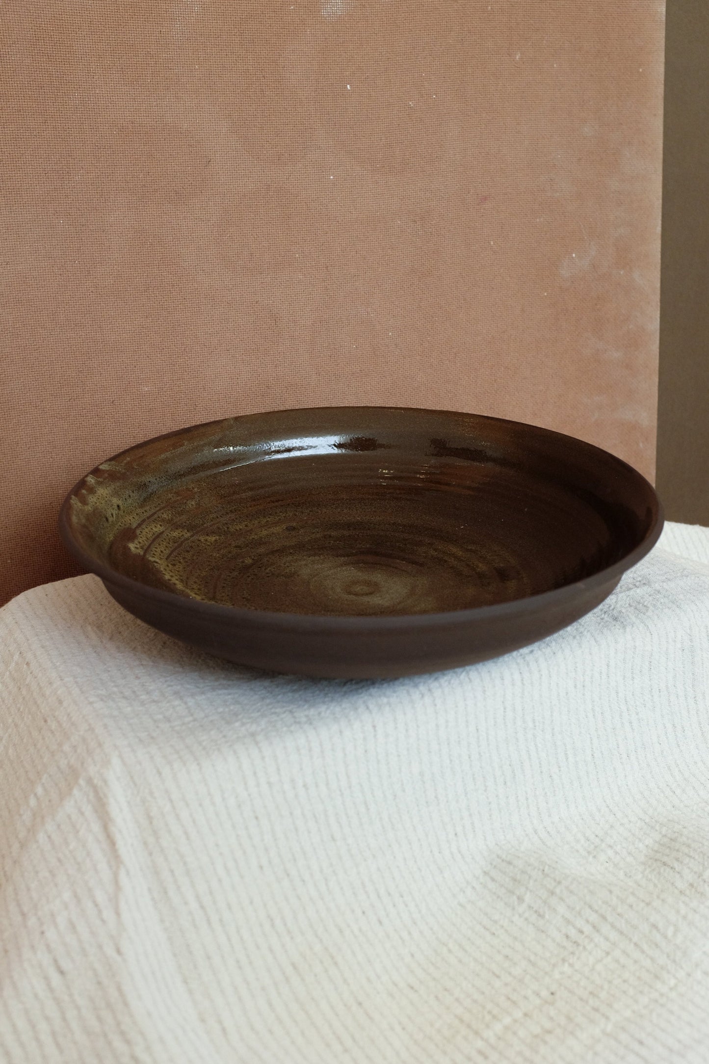 FRUIT BOWL/SERVING BOWL - 30cm