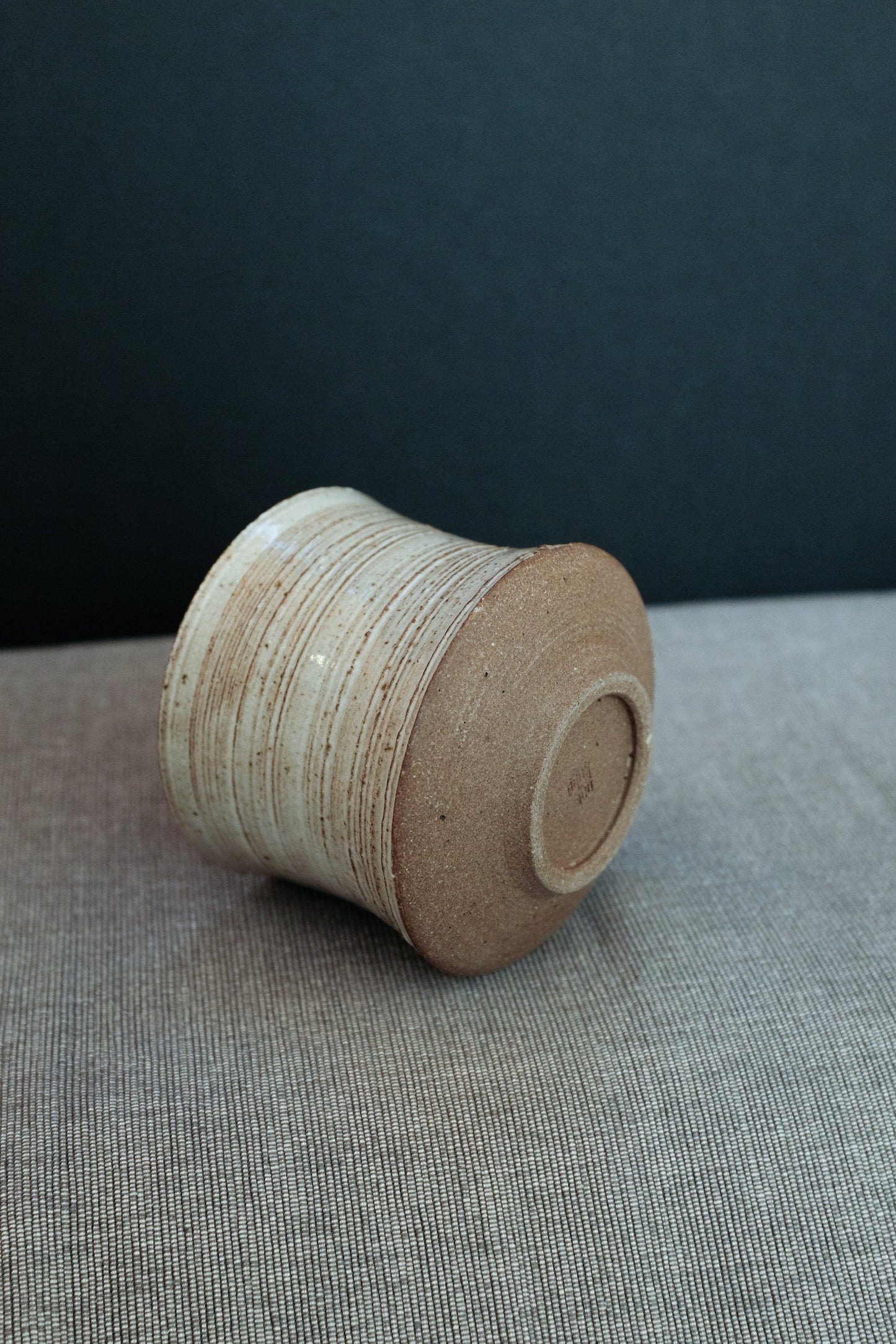 CURVED CUP - WHITE