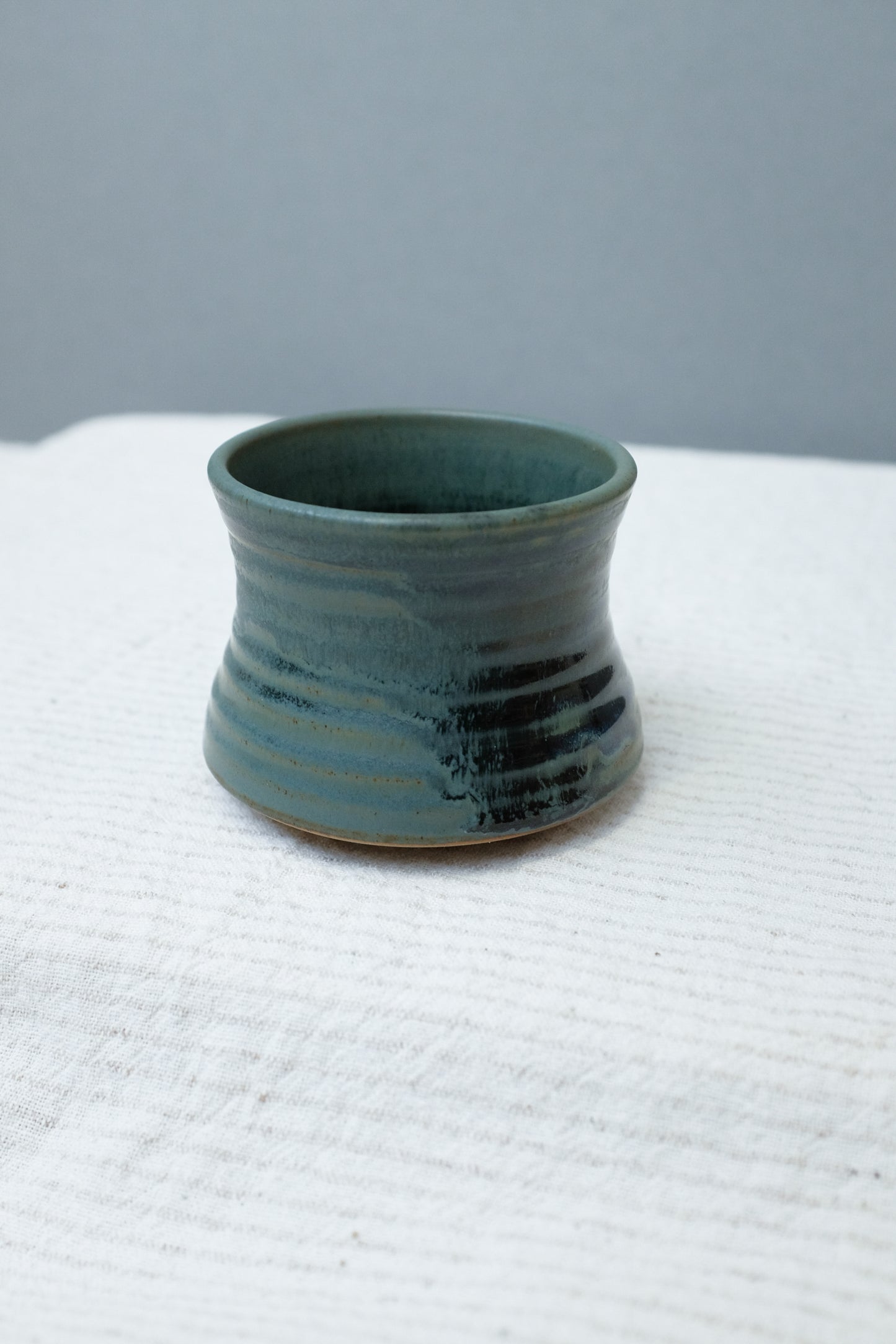 CURVED CUP - BLUE DRIP 03