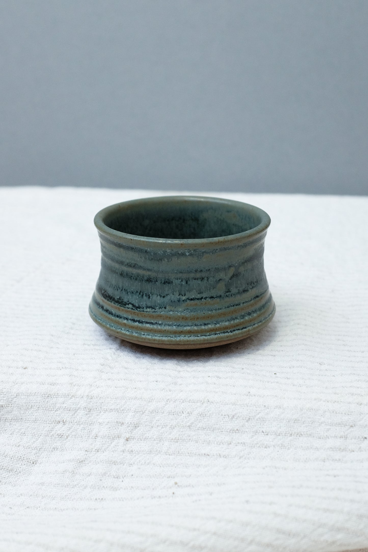 CURVED SMALL CUP - BLUE DRIP 02