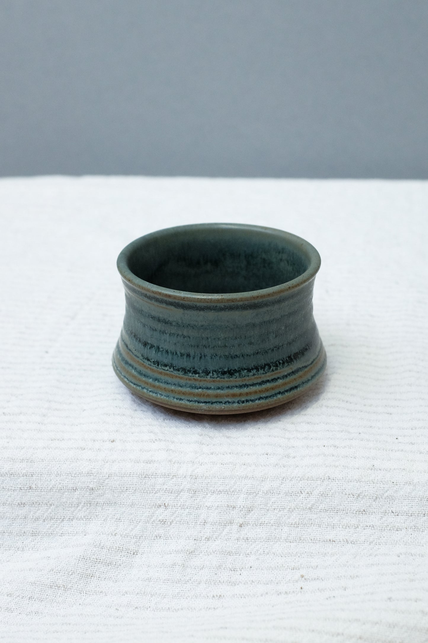 CURVED SMALL CUP - BLUE DRIP 02